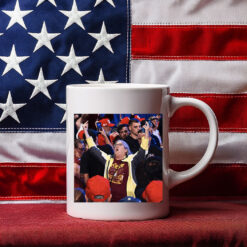 Aunt Sue Middle Finger Trump Rally Mug