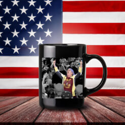 Aunt Sue Middler Finger Trump Rally Mug