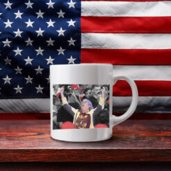 Aunt Sue Middler Finger at Trump Rally Mug