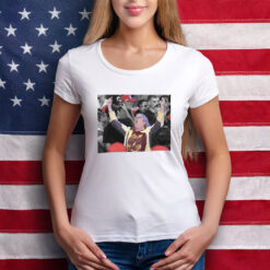 Aunt Sue Middler Finger at Trump Rally Shirt