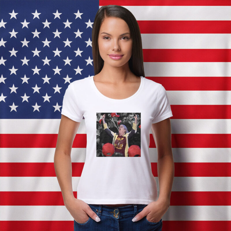 Aunt Sue Middler Finger at Trump Rally Tee Shirt