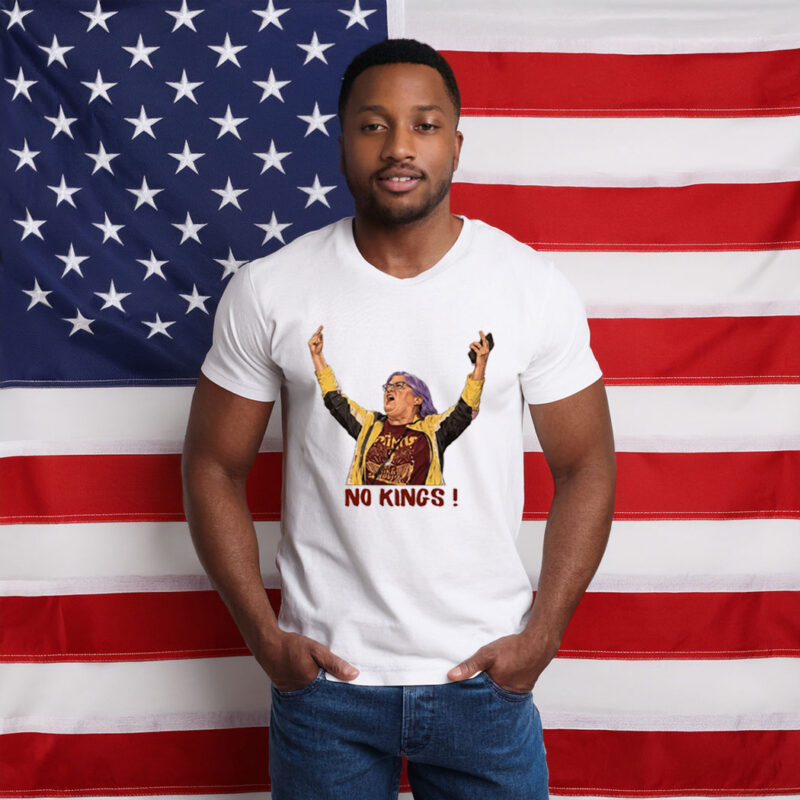 No Kings Aunt Sue Graphic Shirt
